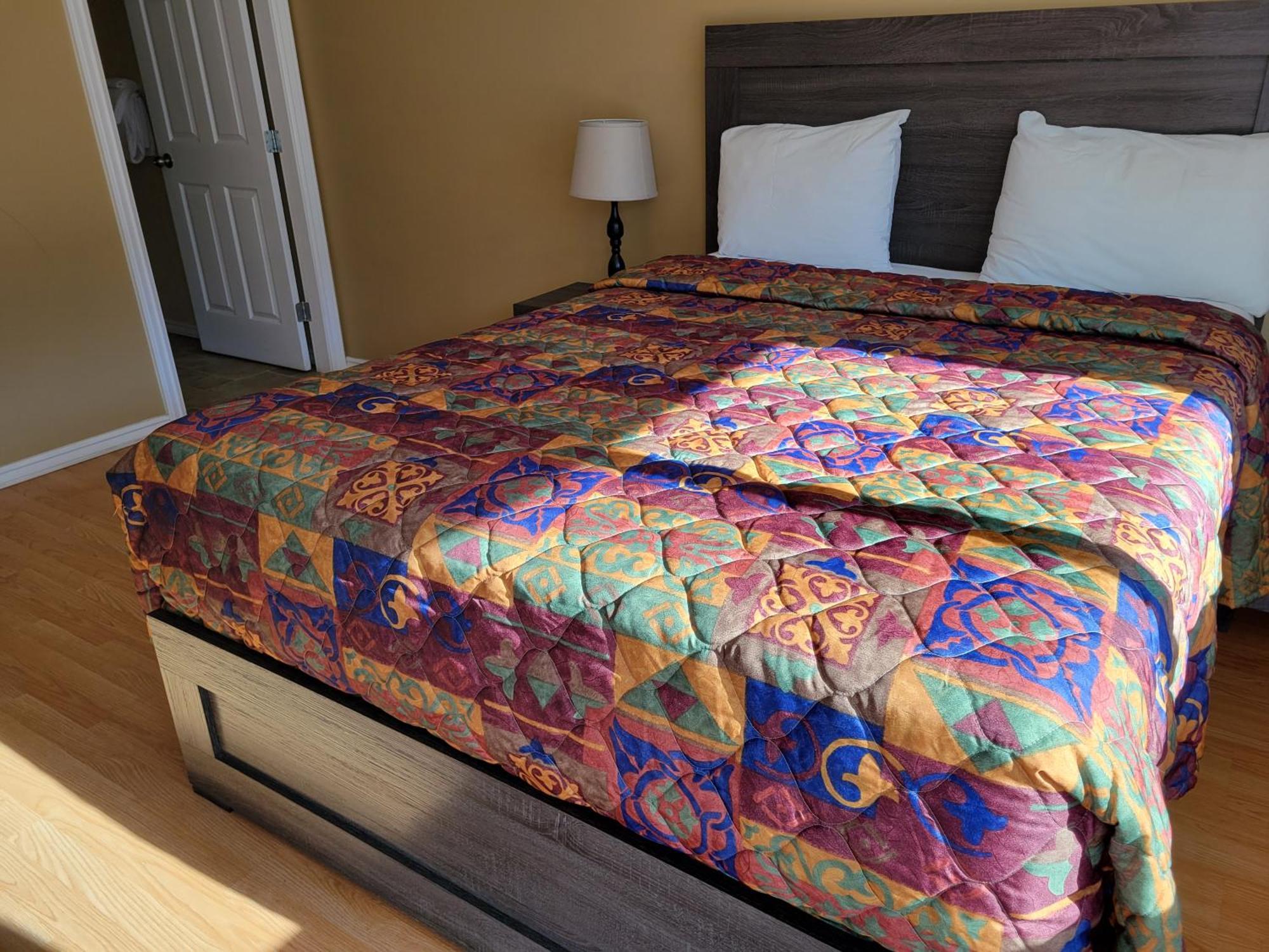 Elks Motel Keremeos Екстер'єр фото