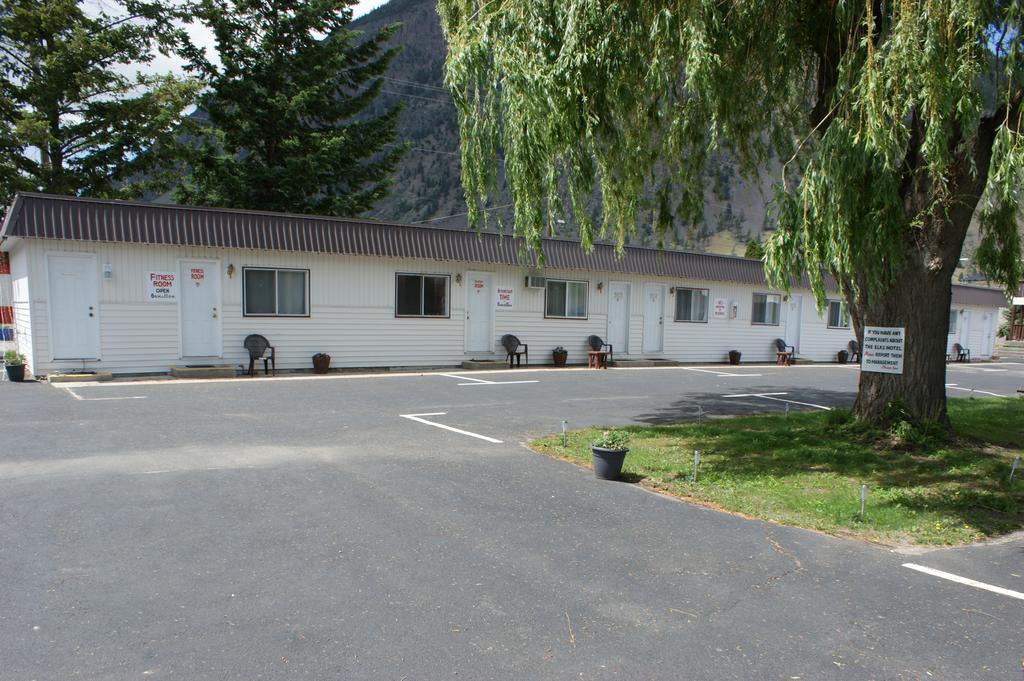 Elks Motel Keremeos Екстер'єр фото